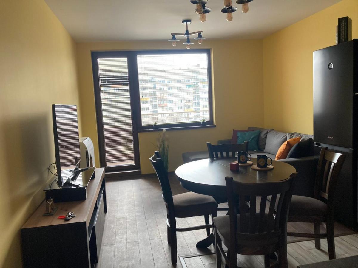 Victor'S Suite , With Private Parking ヴァルナ エクステリア 写真